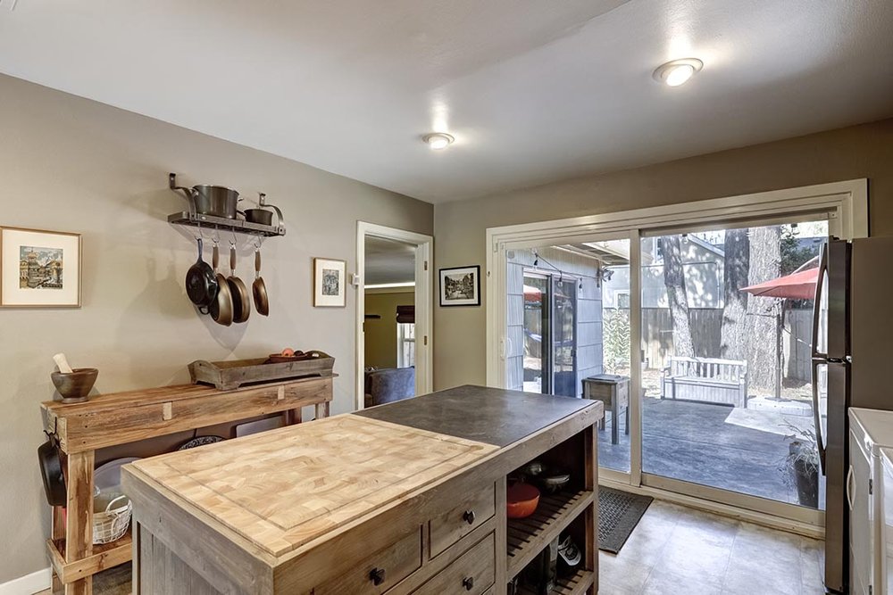 1505 NE 65th Ave-12.jpg