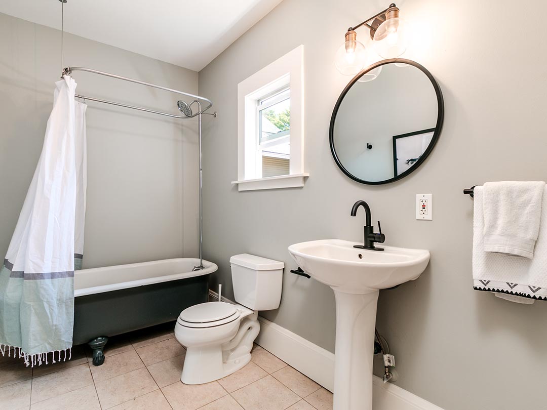 3594 SE Sherman St, Portland-PRINT-23.jpg
