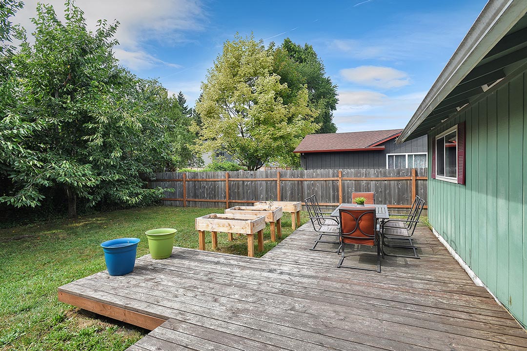 8721 N Endicott Ave - Portland - 34.jpg