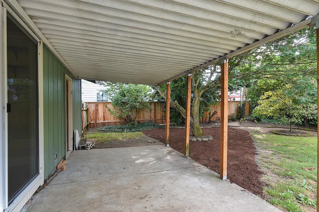 8721 N Endicott Ave - Portland - 35.jpg
