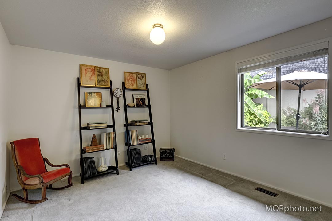 32 Condolea Dr-12.jpg