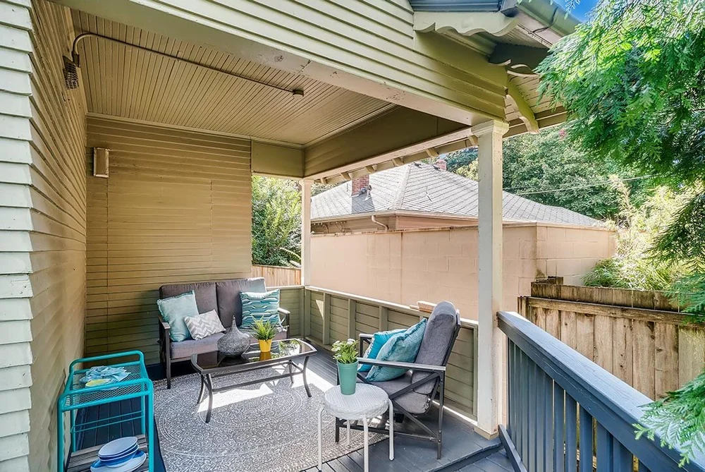 3015 NE OREGON Street Portland-print-026-024-Patio-3600x2405-300dpi.jpg