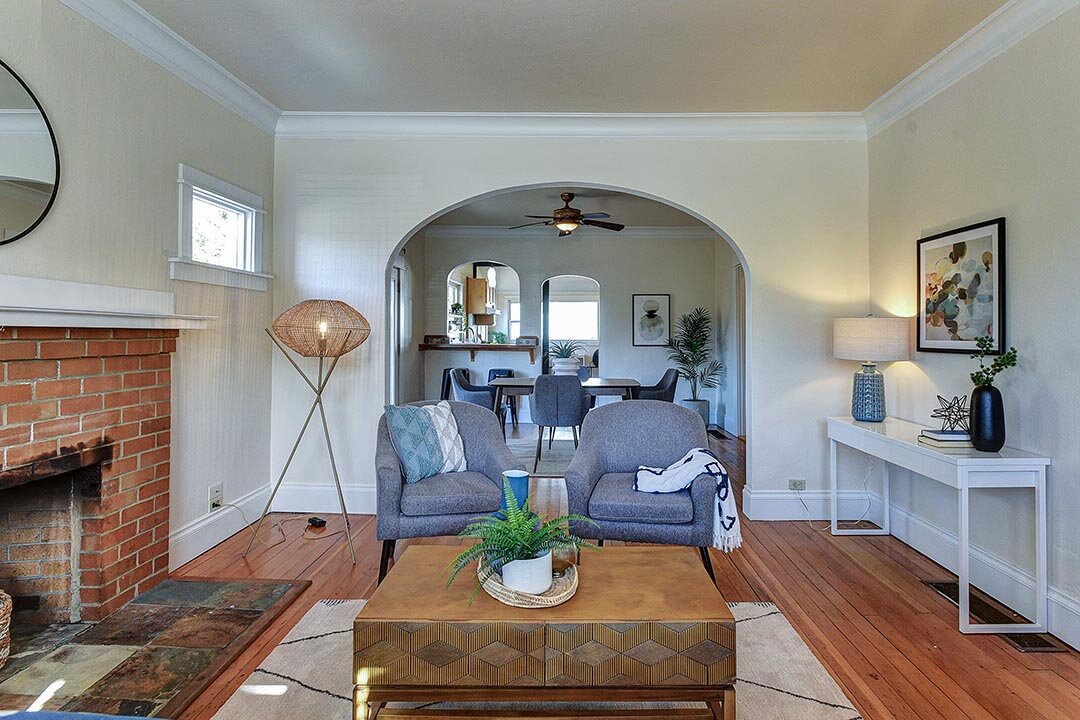 807 NE Holland St - Portland-13.jpg