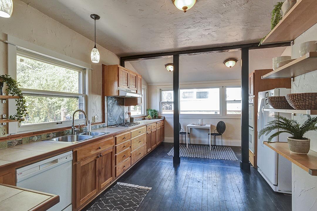 807 NE Holland St - Portland-19.jpg