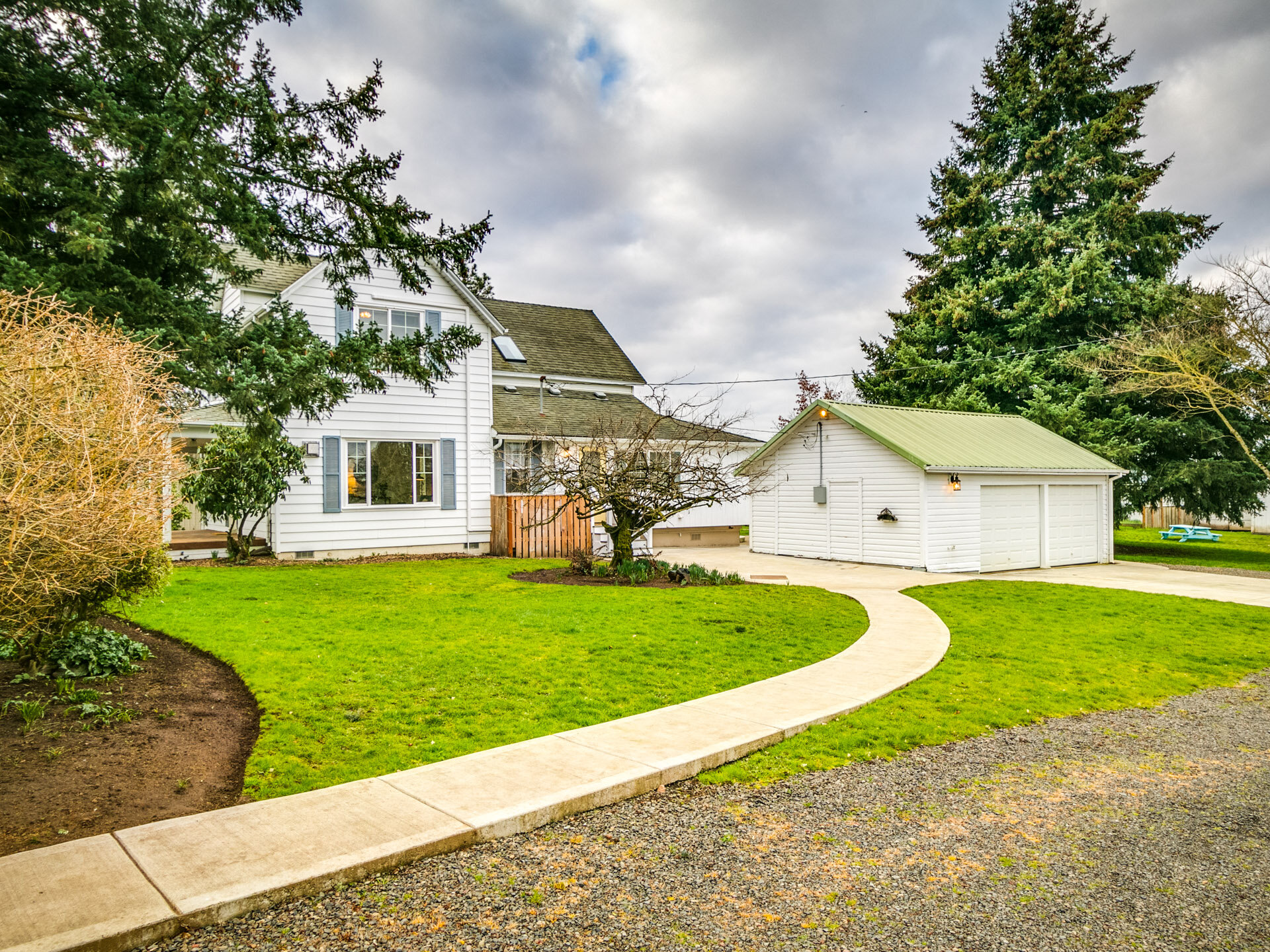 2027 N Holly St, Canby-WEB-1.jpg