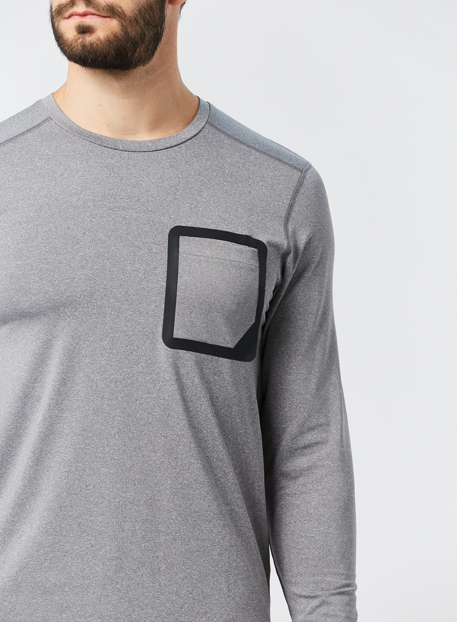 HR_Tech_Stretch_Long_Sleeve_Tee_Gray-2.png