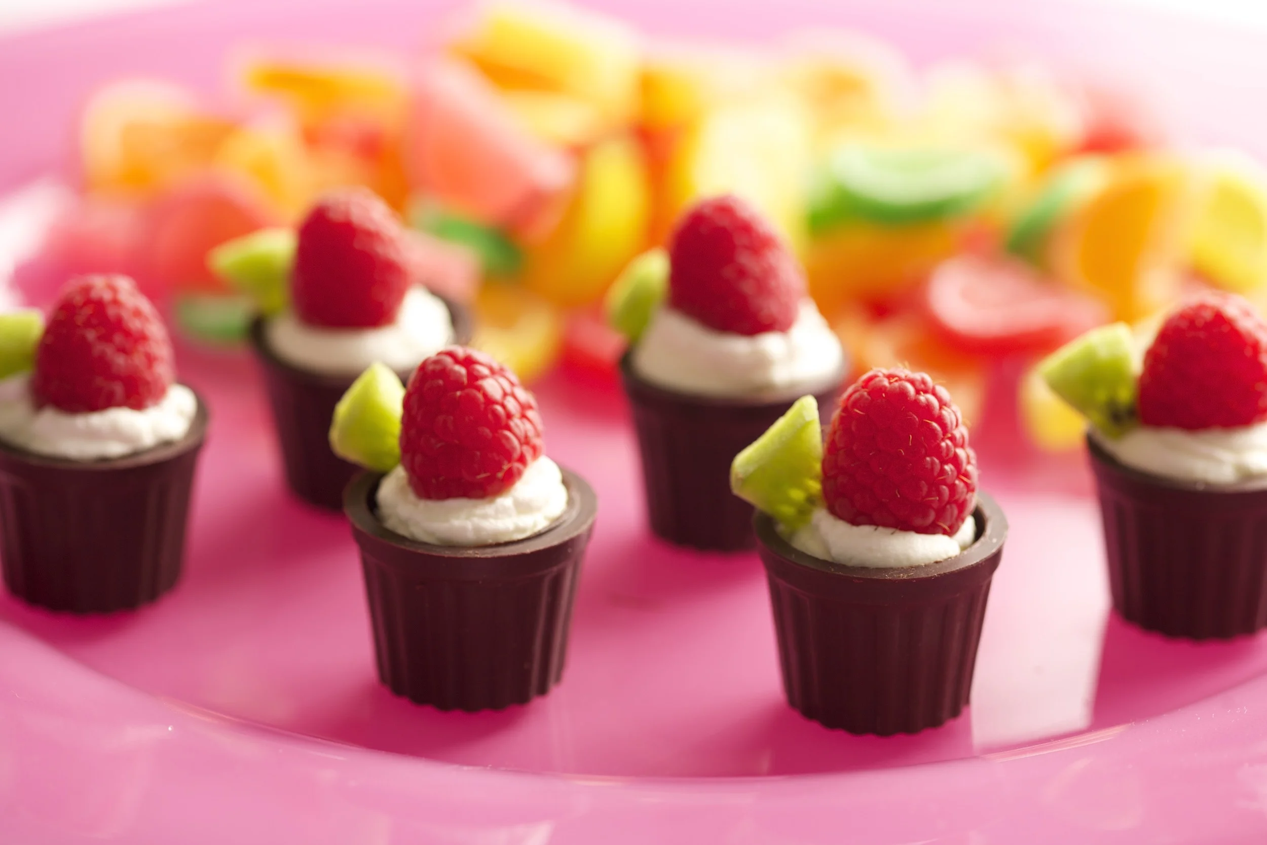dark chocolate cups | raspberry cream