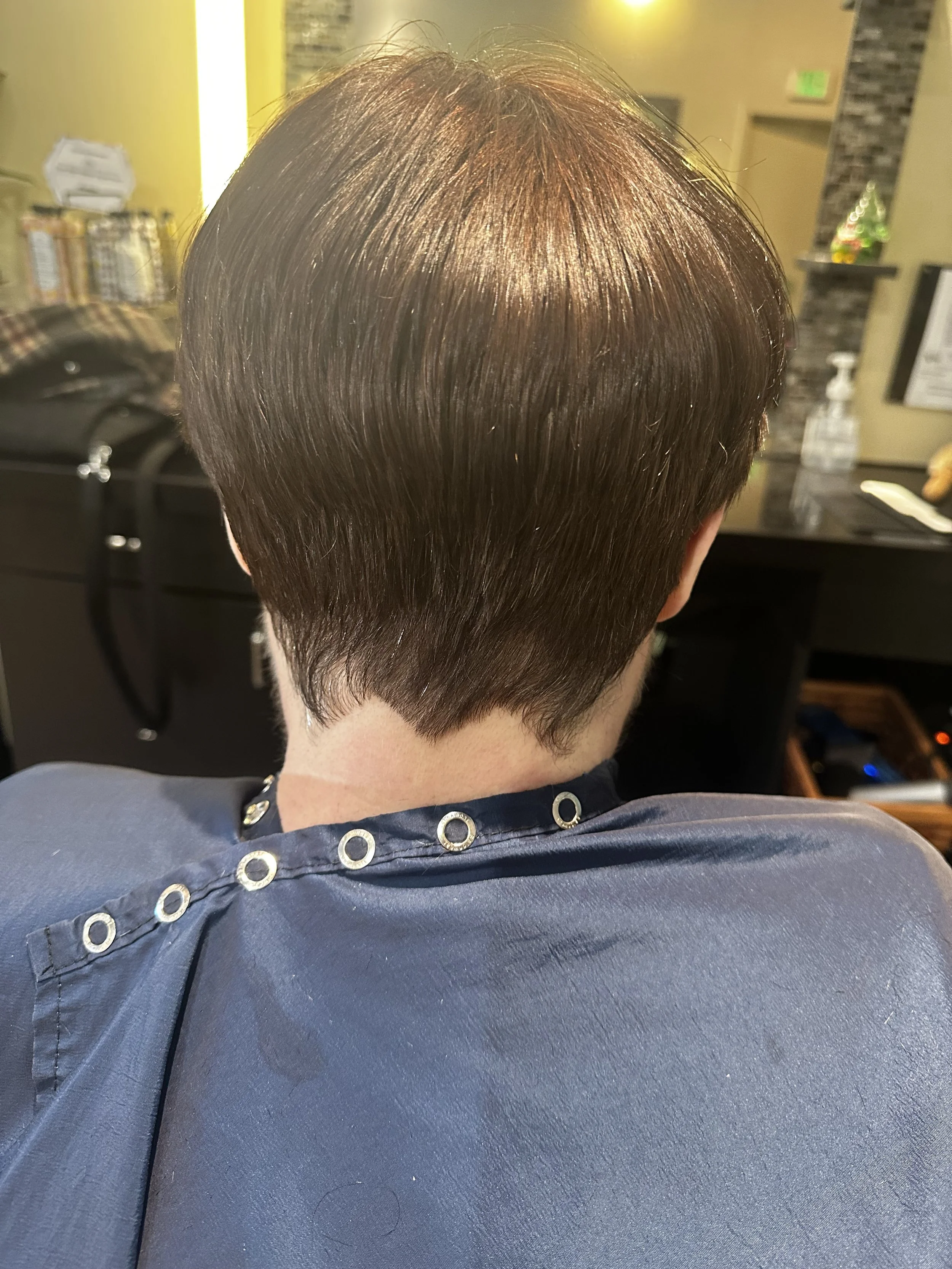 Vidal Sassoon precision haircut with clean graduated nape and structured shape by Evet DeCota at Salon DeCota, San Rafael CA.