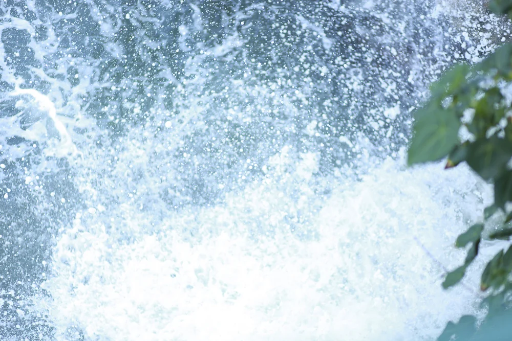 The waves crashing against the cliffs in Ocho Rios, Jamaica.