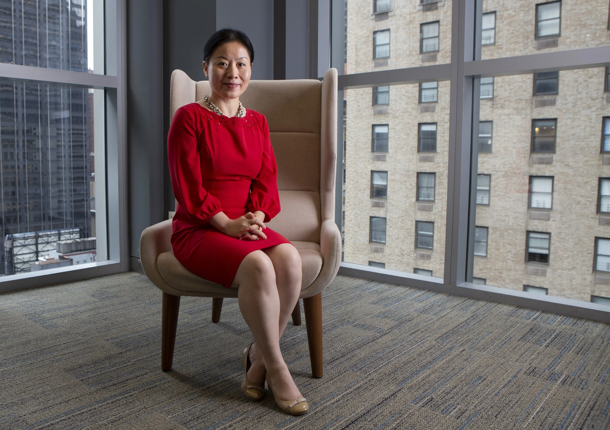  Jennifer Chen completed the Barclays Encore! Programme in 2019 after a two year career break and is now a VP in Treasury on the Capital and Management Leverage team. She works at the Barclays New York location on 7th Avenue. (Barclays) 