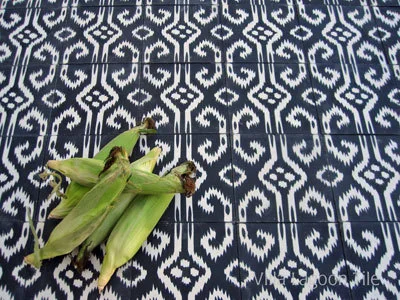 Ikat-floor-tile-D.jpg