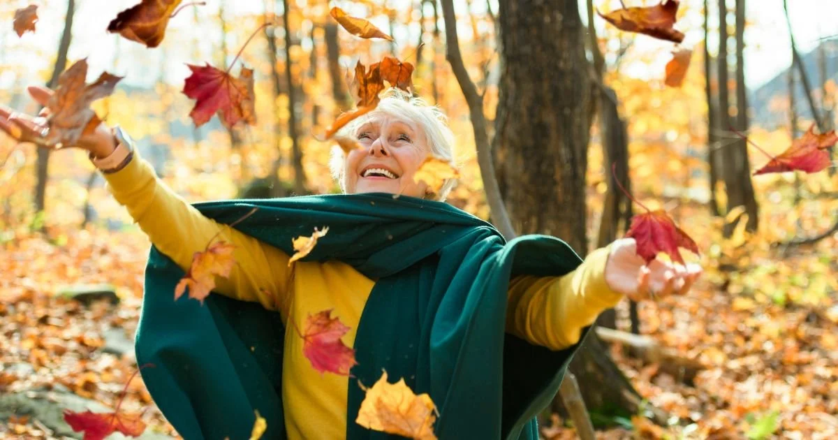 5 Reasons Fall is the Best Time to Move to Assisted Living