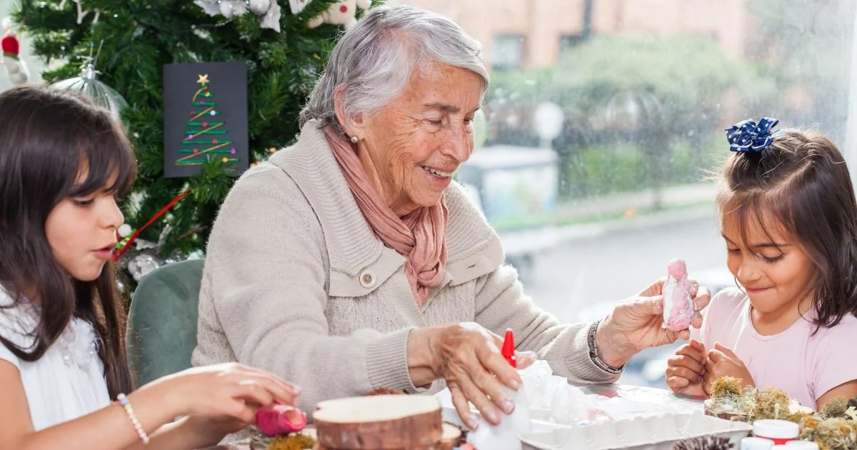 7 Ways to Create Safe and Meaningful Holidays for a Loved One with Dementia