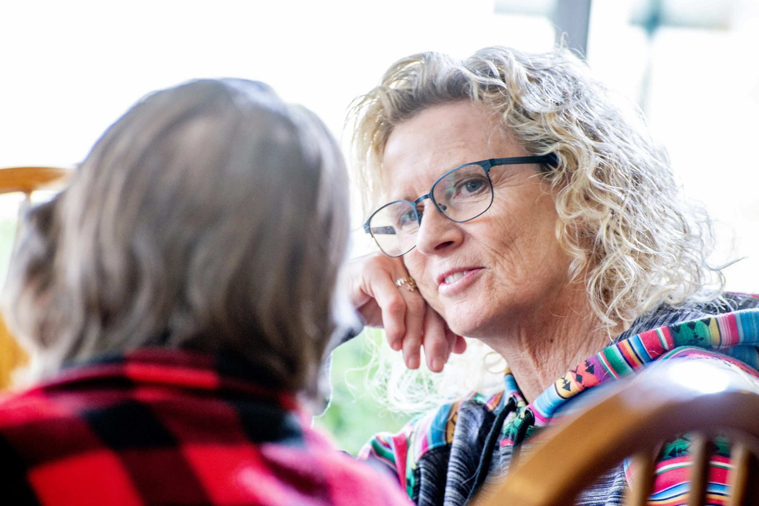 How to Tour a Senior Living Community Without Feeling Overwhelmed