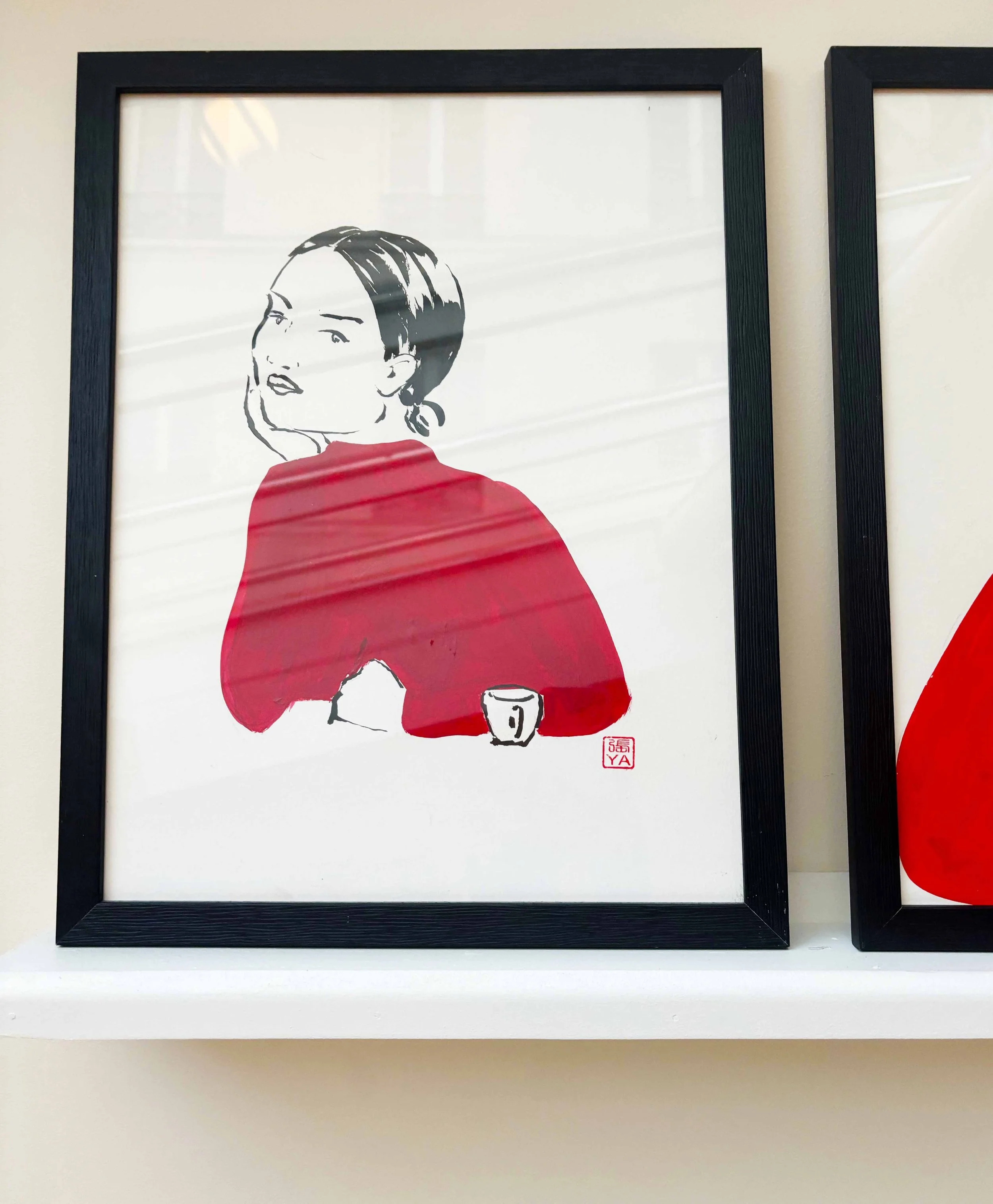 20_Amazon_Redsweater_Espresso_Femme_Shooting_3jpg.jpg