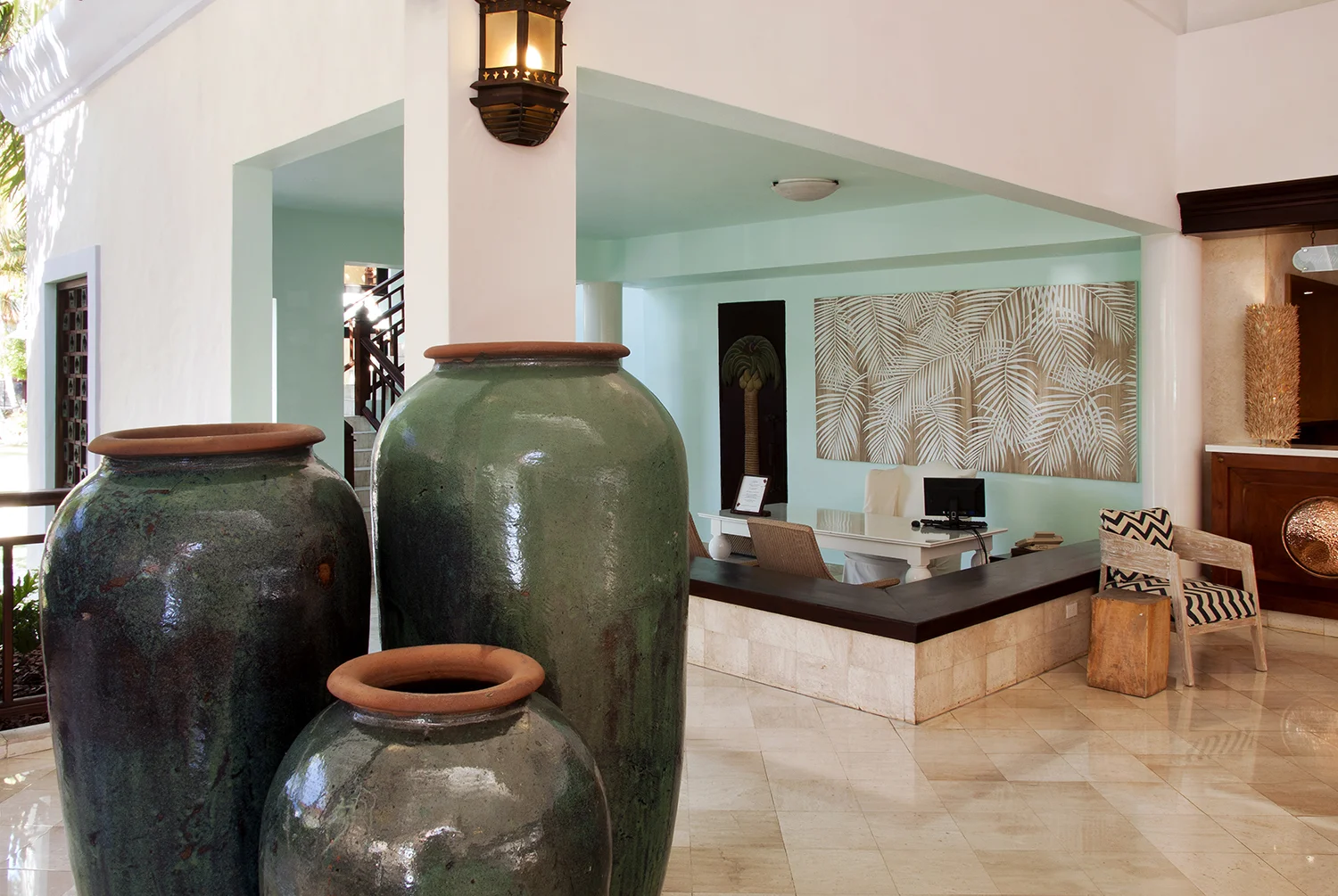 G Ventana lobby 2.jpg