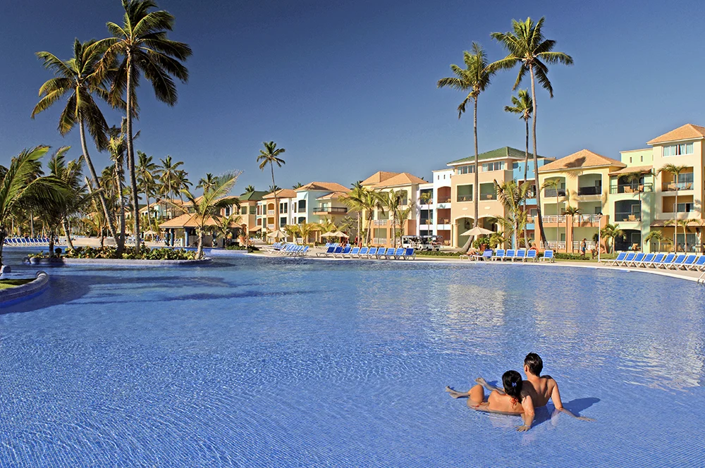 Pool Couple View.jpg