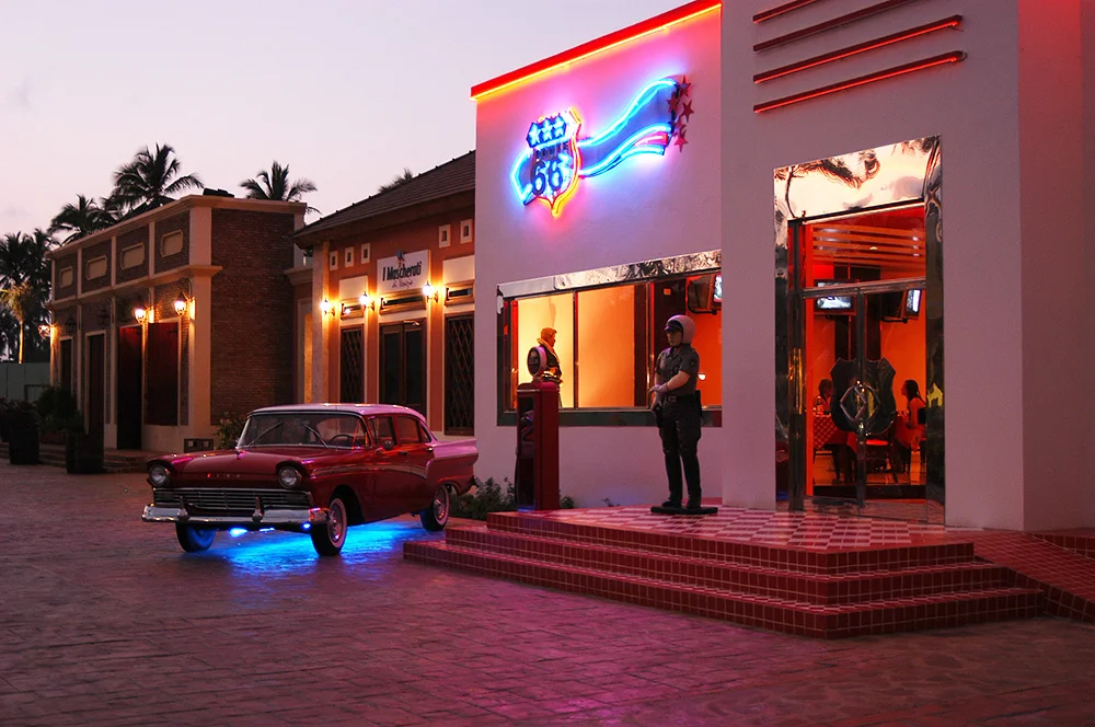 Route 66 Exterior .JPG