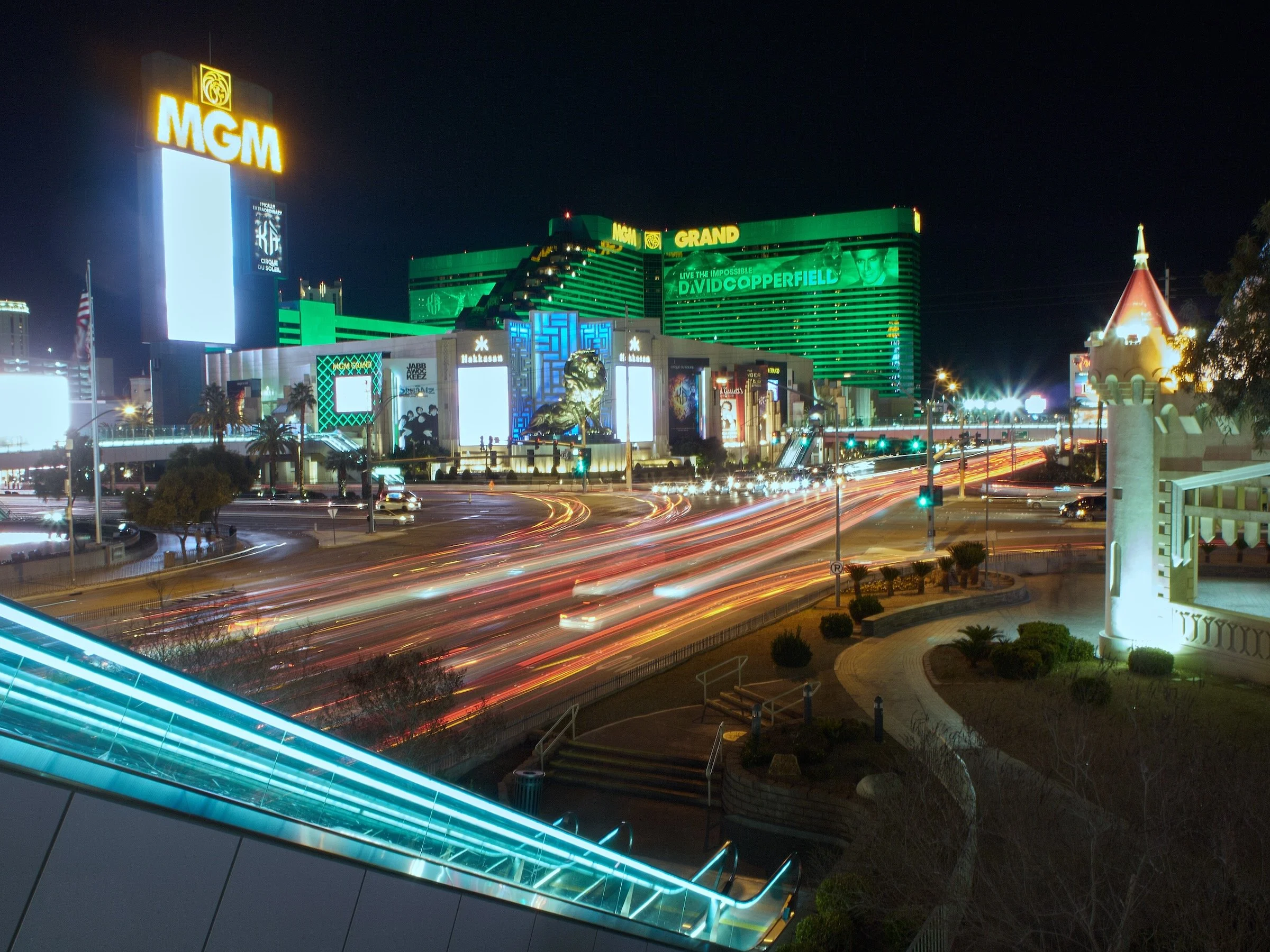 P1050969-Las-Vegas-Night.jpeg