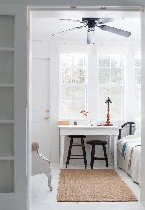 DesignSponge_JMGenerals_Sunroom_1.jpg