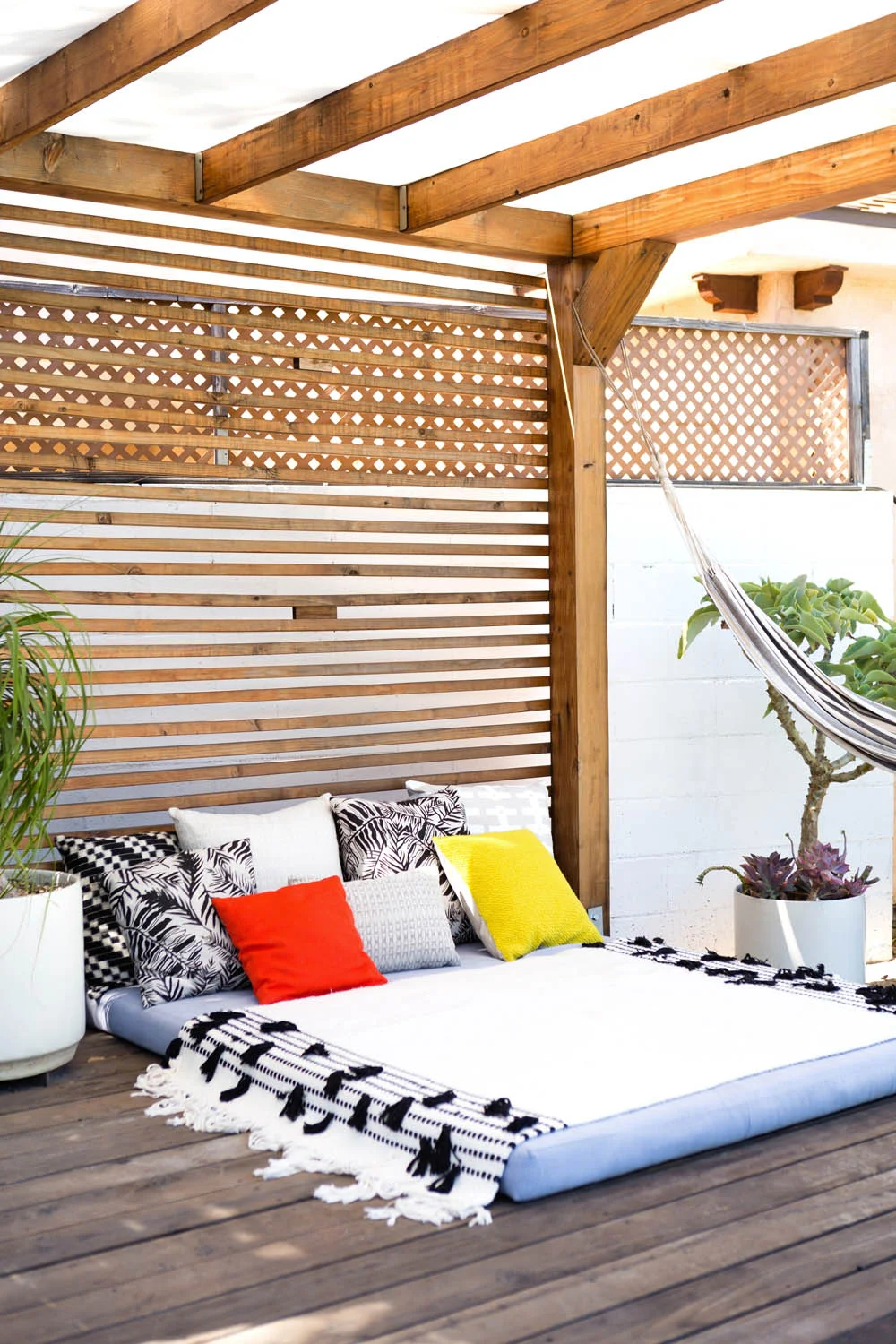CAROLINE CECIL PILLOWS, MORROW SOFT GOODS THROW