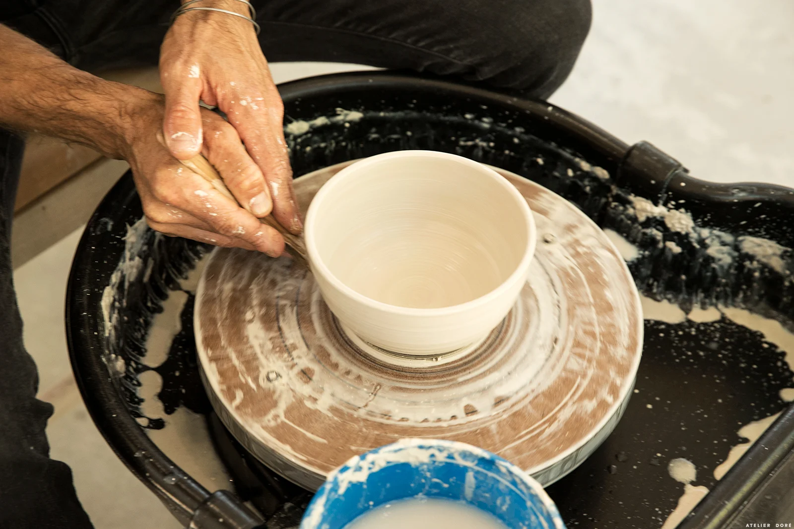 CHRIS EARL CERAMICS