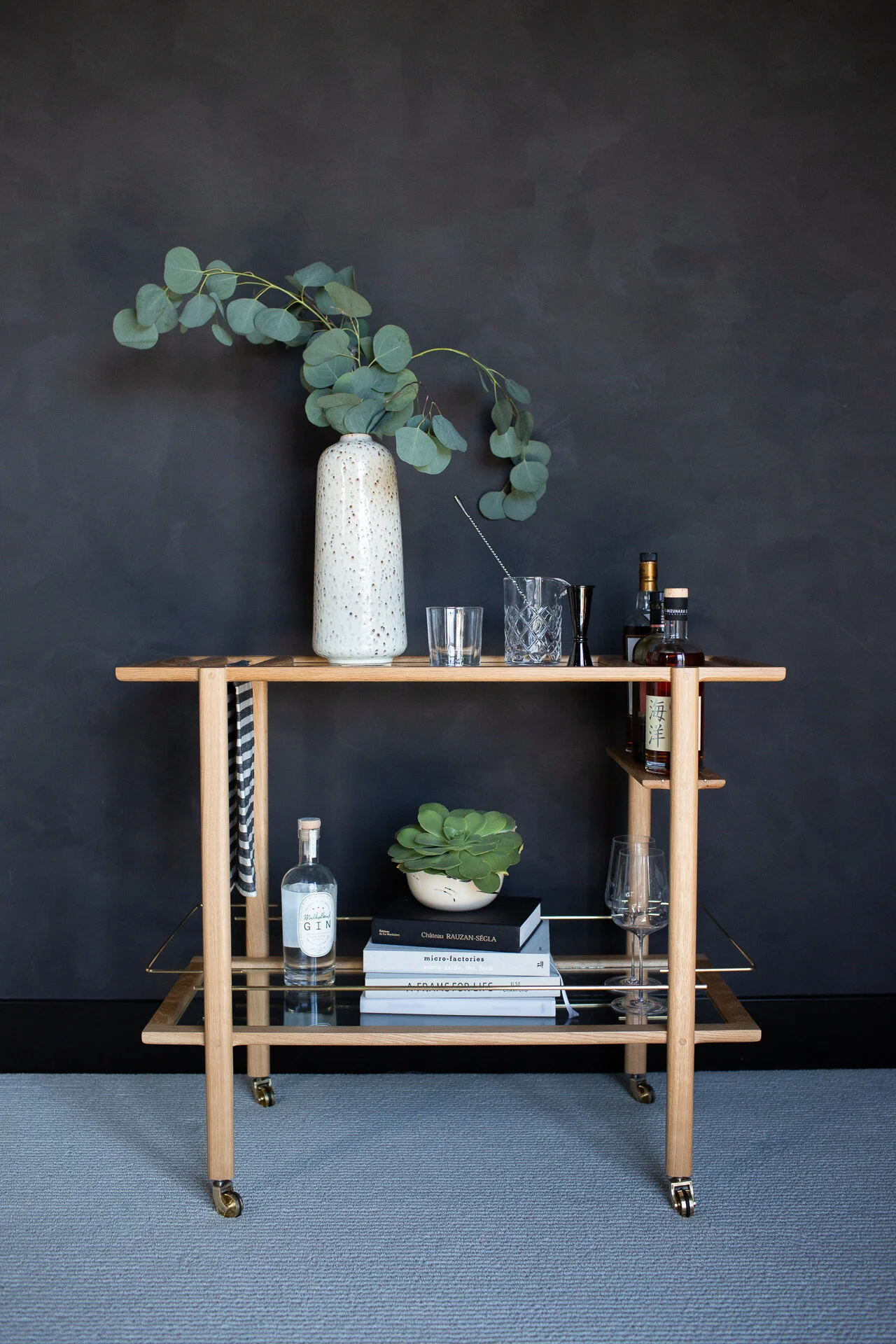 EARL OAK BARCART photo by Michelle Mosqueda