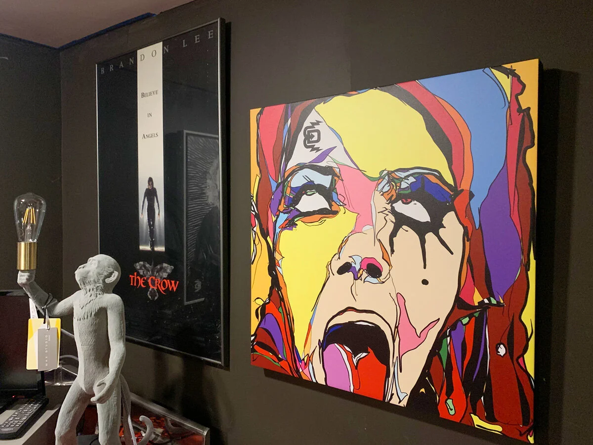 she-gave-me-that-look-LARGE-on-wall-2-1200px.jpg