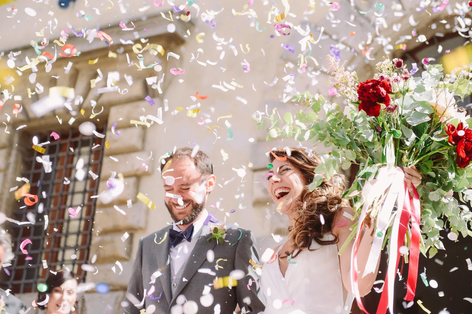 Alessandra + Diego - a colorful Tuscan wedding