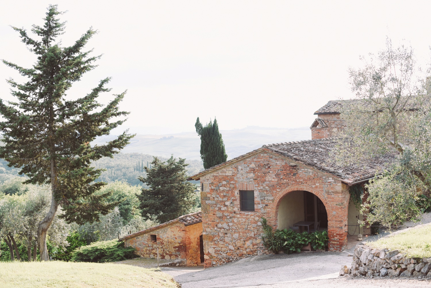 landvphotography_wedding_photographer_tuscany_0001.jpg