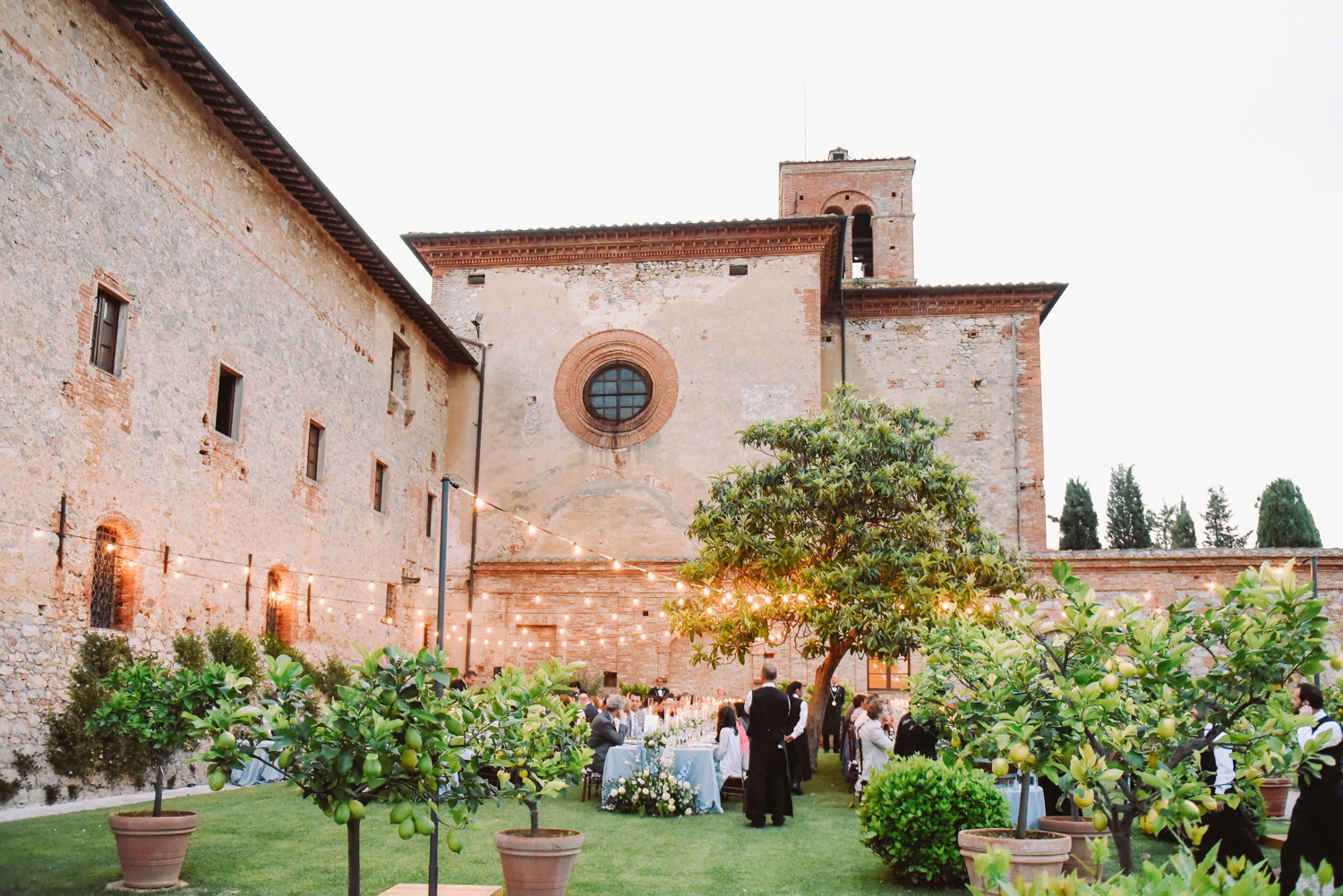 landvphotography_wedding_photographer_tuscany_0083.jpg