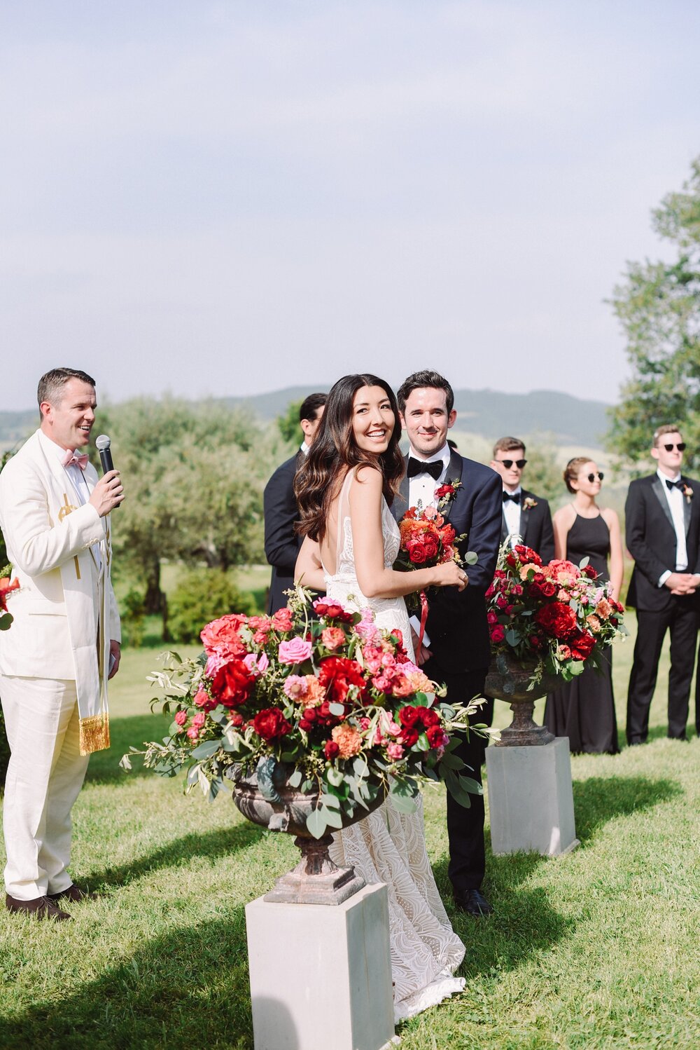 landvphotography_wedding_photographer_tuscany_borgodicastelvecchio_0072.jpg