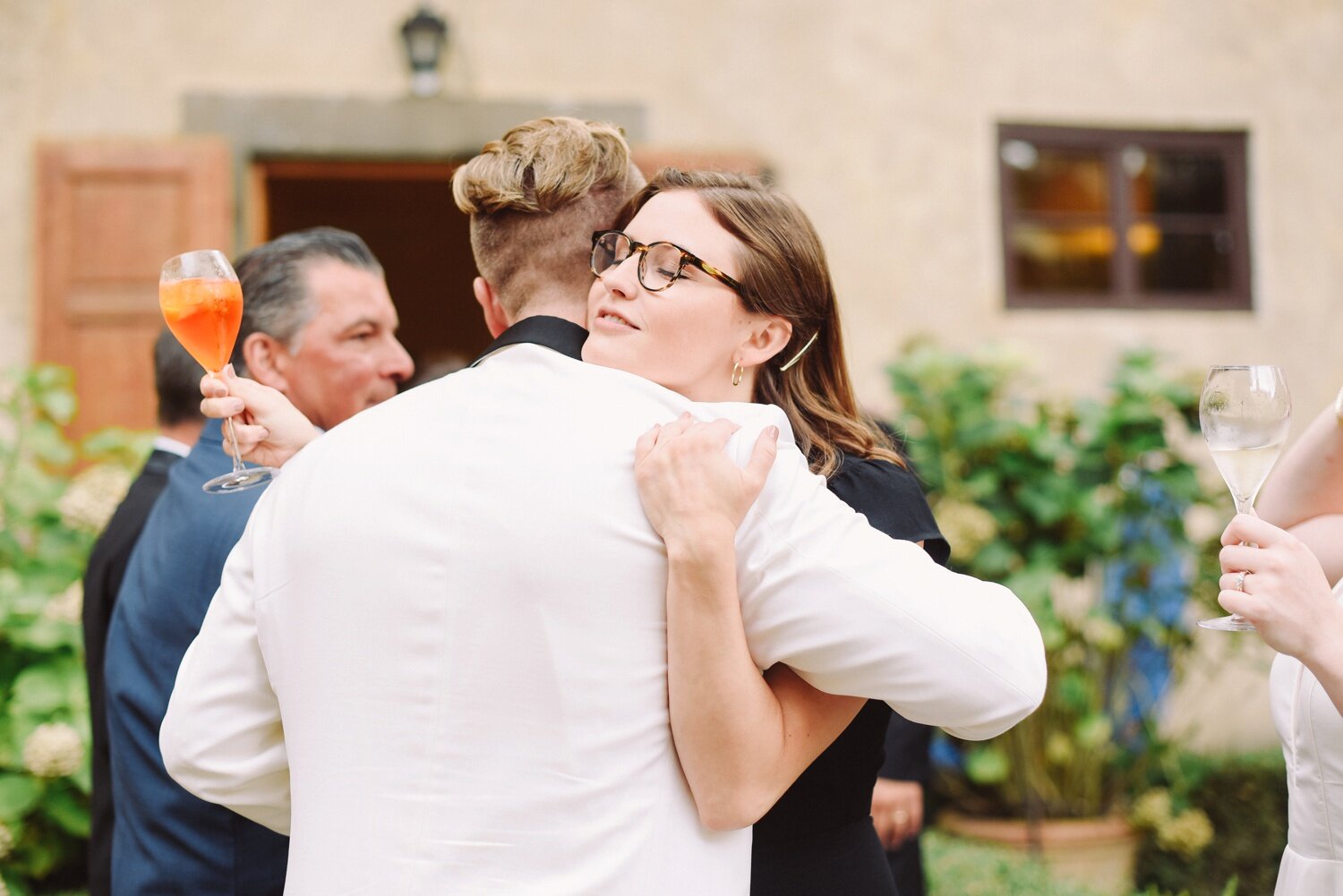 landvphotography_wedding_photographer_tuscany_villamediceadililliano_0273.jpg