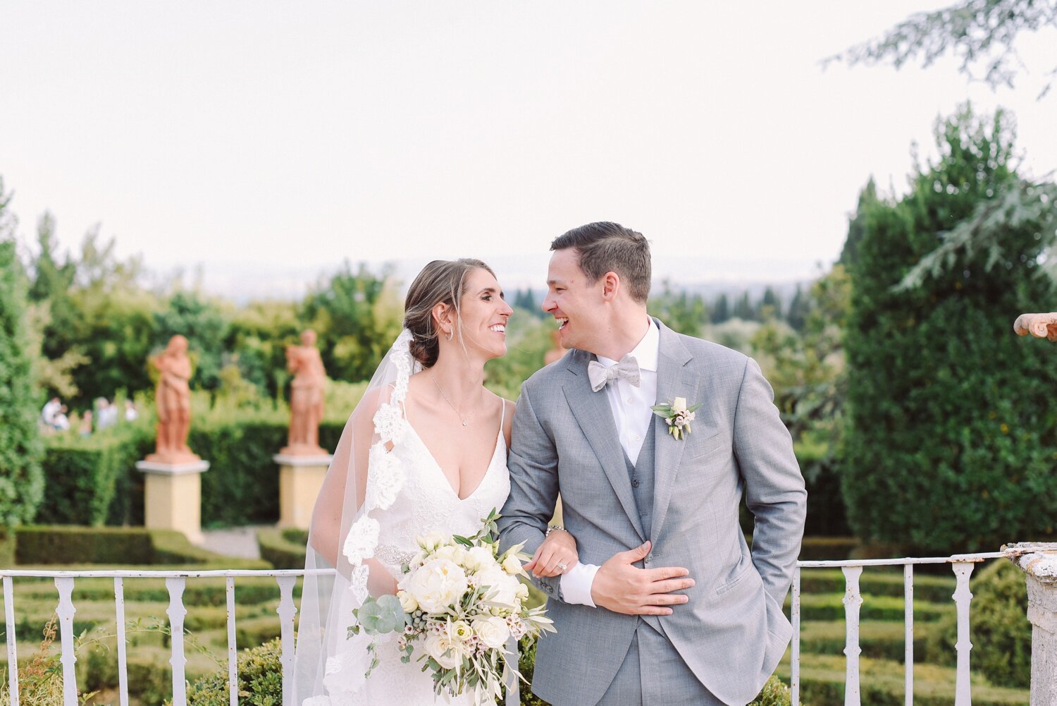 landvphotography_wedding_photographer_tuscany_villacatignano_0084.jpg