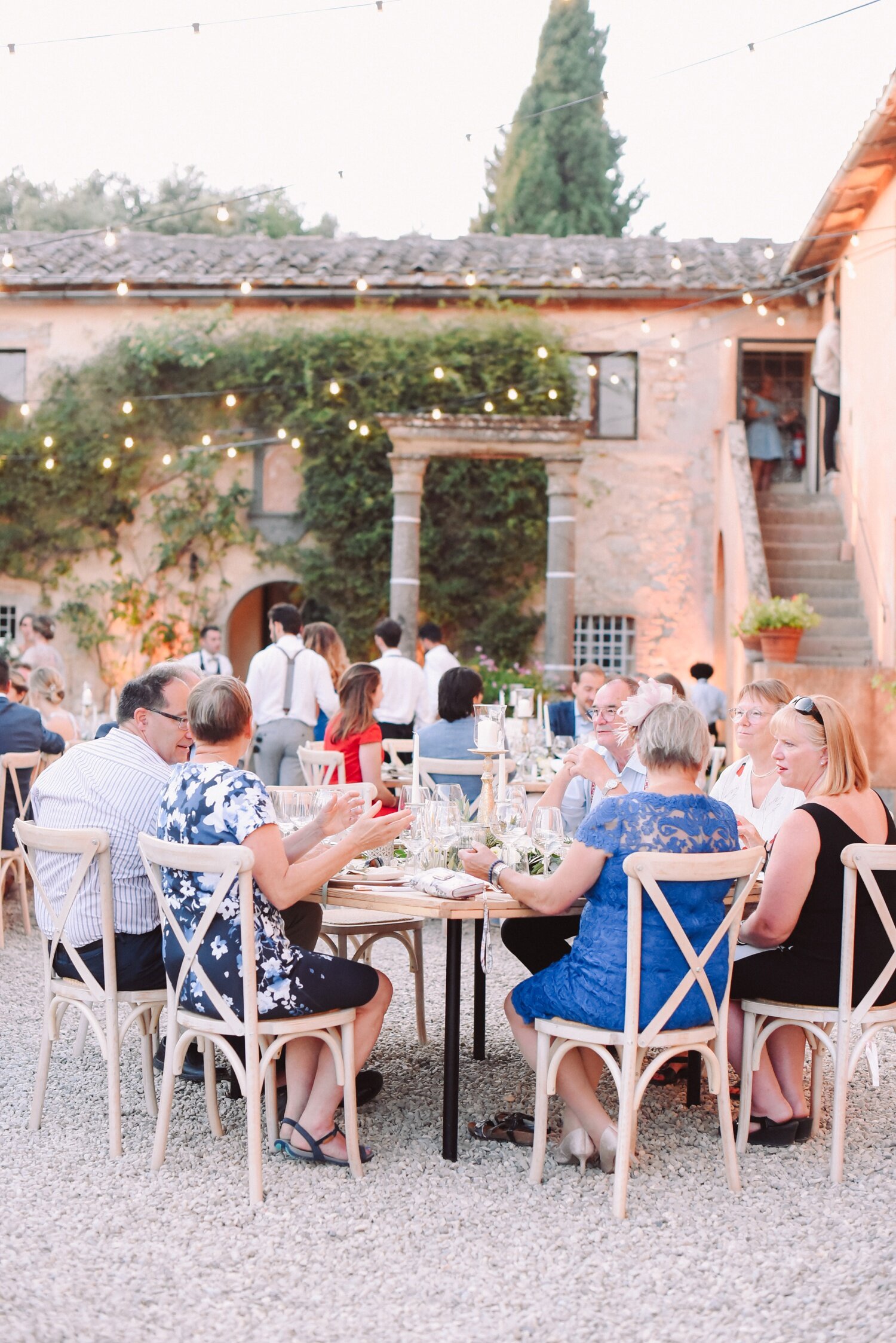 landvphotography_wedding_photographer_tuscany_villacatignano_0150.jpg