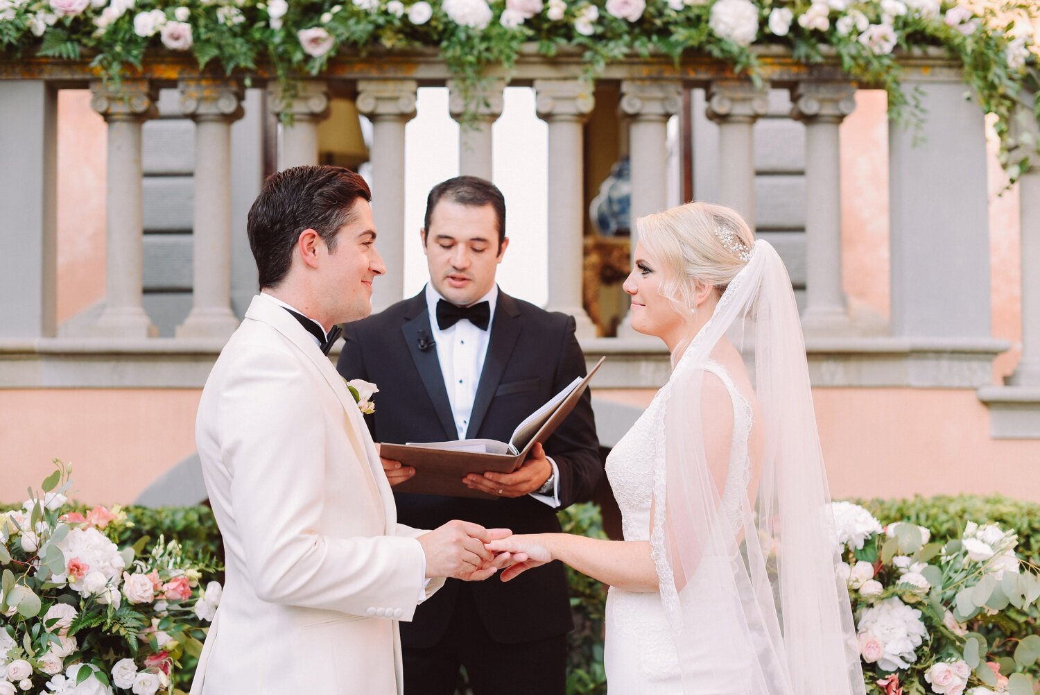 landvphotography_wedding_photographer_tuscany_villamangiacane_0065.jpg