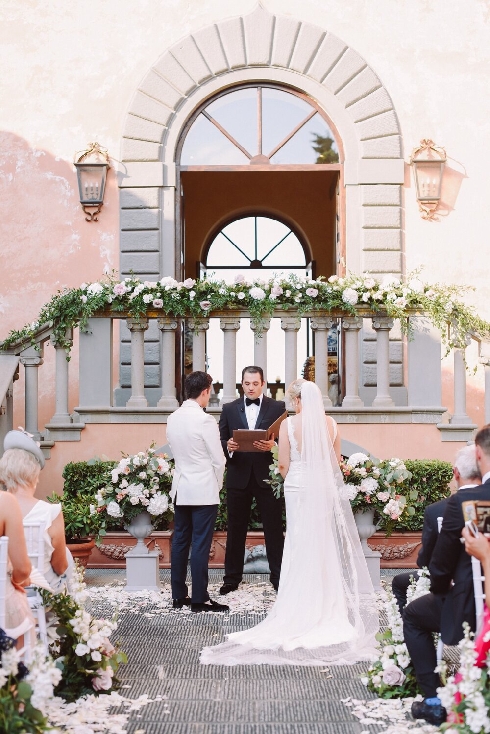 landvphotography_wedding_photographer_tuscany_villamangiacane_0096.jpg