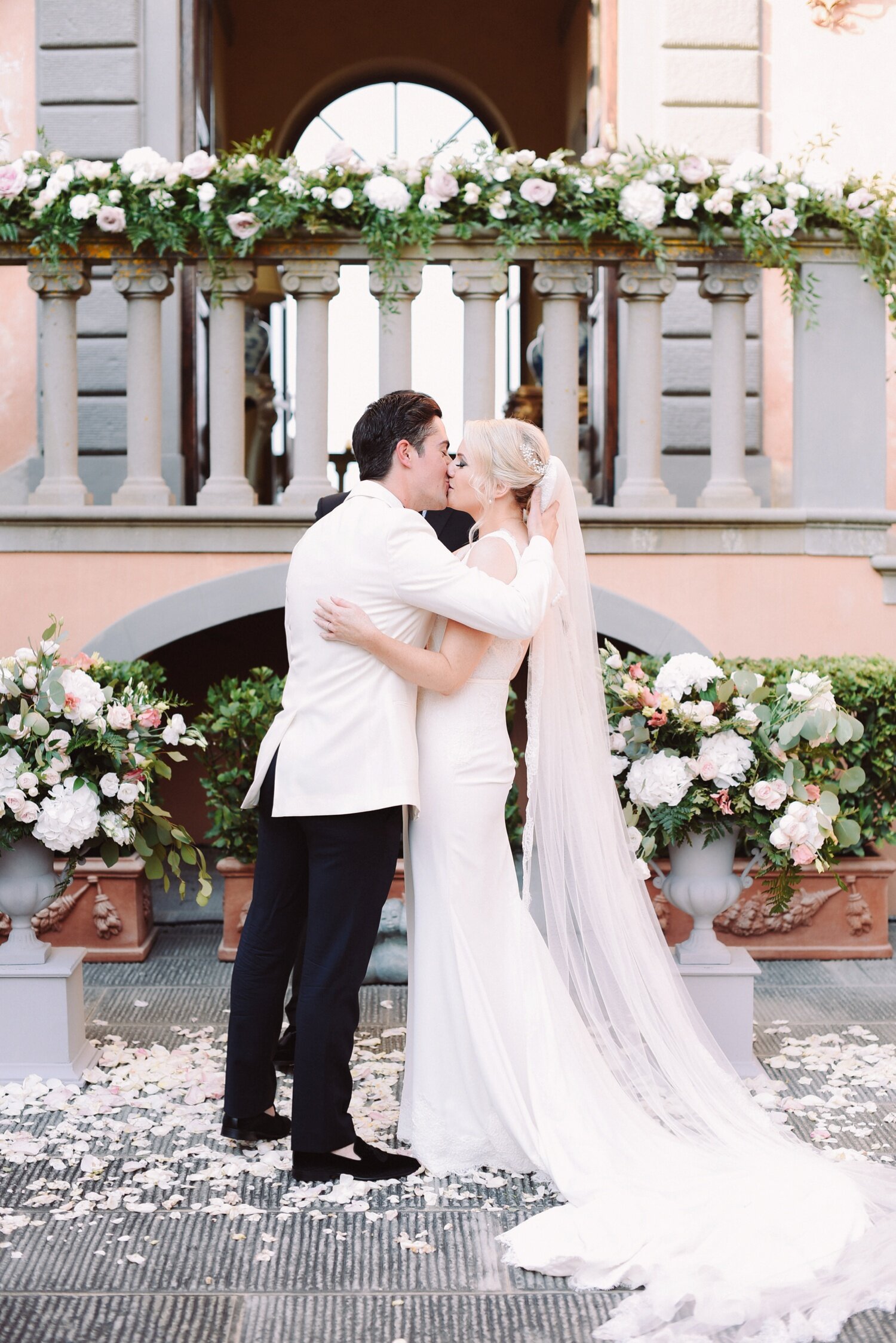 landvphotography_wedding_photographer_tuscany_villamangiacane_0116.jpg