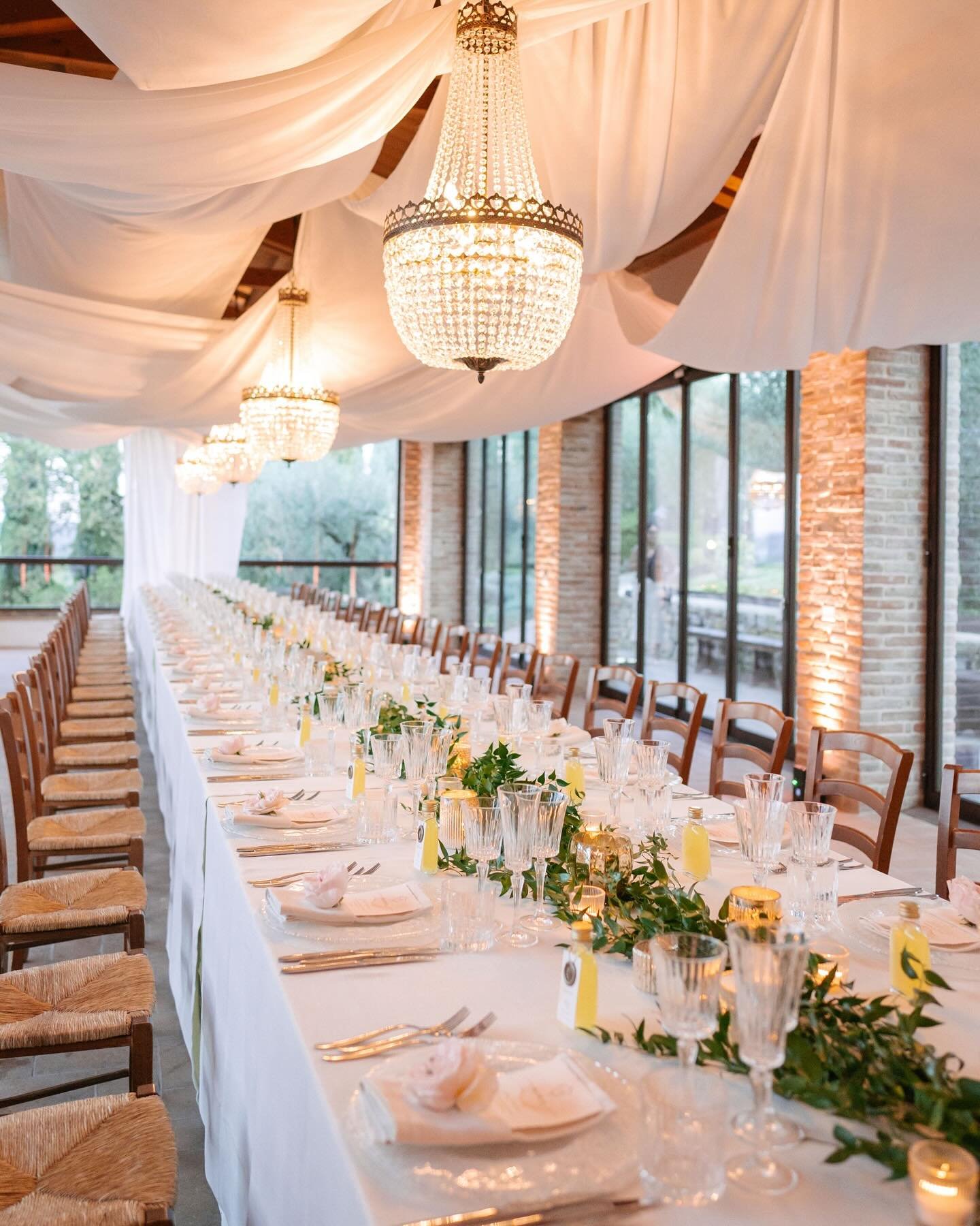 Nicole &amp; Jackie&rsquo;s long table dreams came to life under soft drapes and candlelight at @casacornacchi 
All the magic of Tuscany wrapped into one unforgettable night💛

Wp: @cindysalgado_italy 
Photographer: @landvphotography 
Venue: @casacor