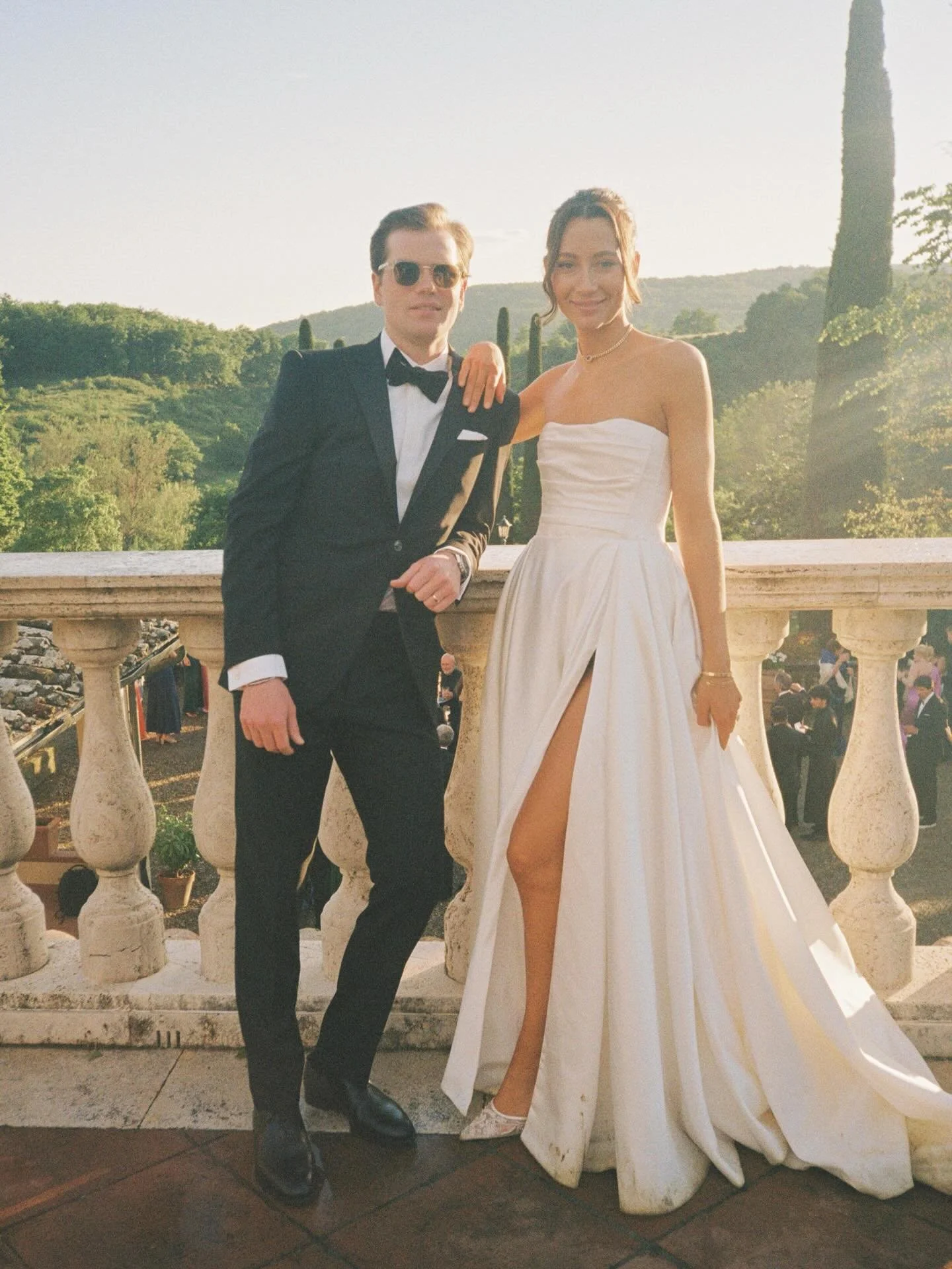 Random wedding moments on film from this season so far, the kind of magic @kodakprofessional can catch. 

There&rsquo;s something magical about film.
The way it renders color, soft yet rich. The way light lingers in every frame. The way it slows you 