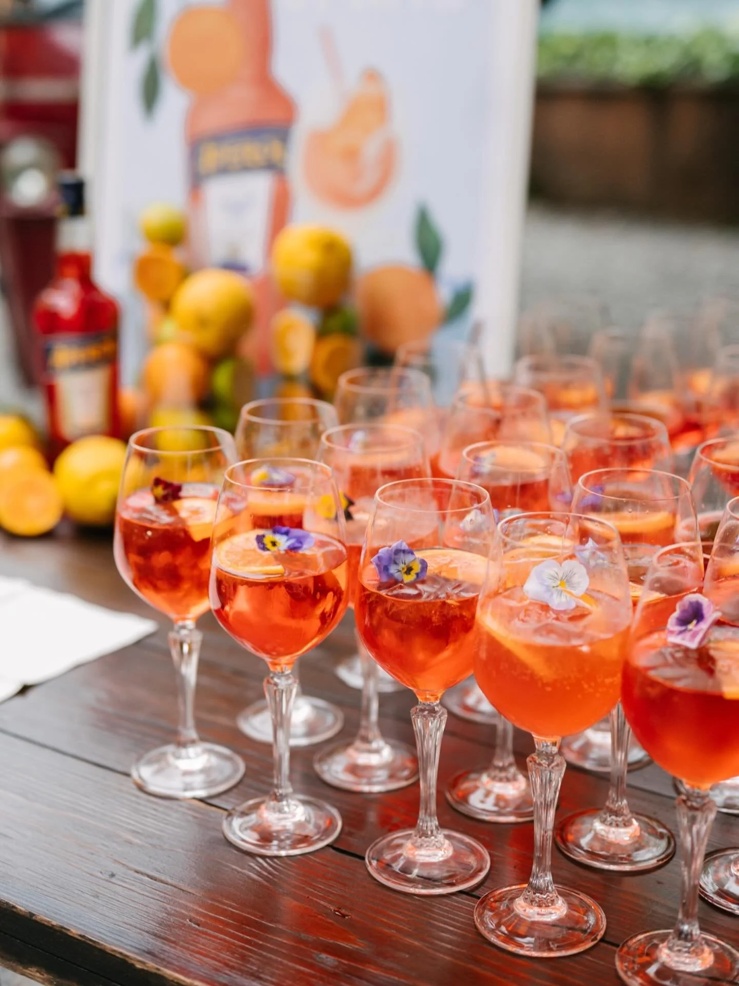 The celebration starts with a &lsquo;Benvenuti&rsquo;. 
The Welcome Dinner is the perfect prologue to your wedding weekend. It&rsquo;s a time for laughter, clinking glasses under the Italian stars, and a more relaxed, lifestyle-driven aesthetic. 
On 