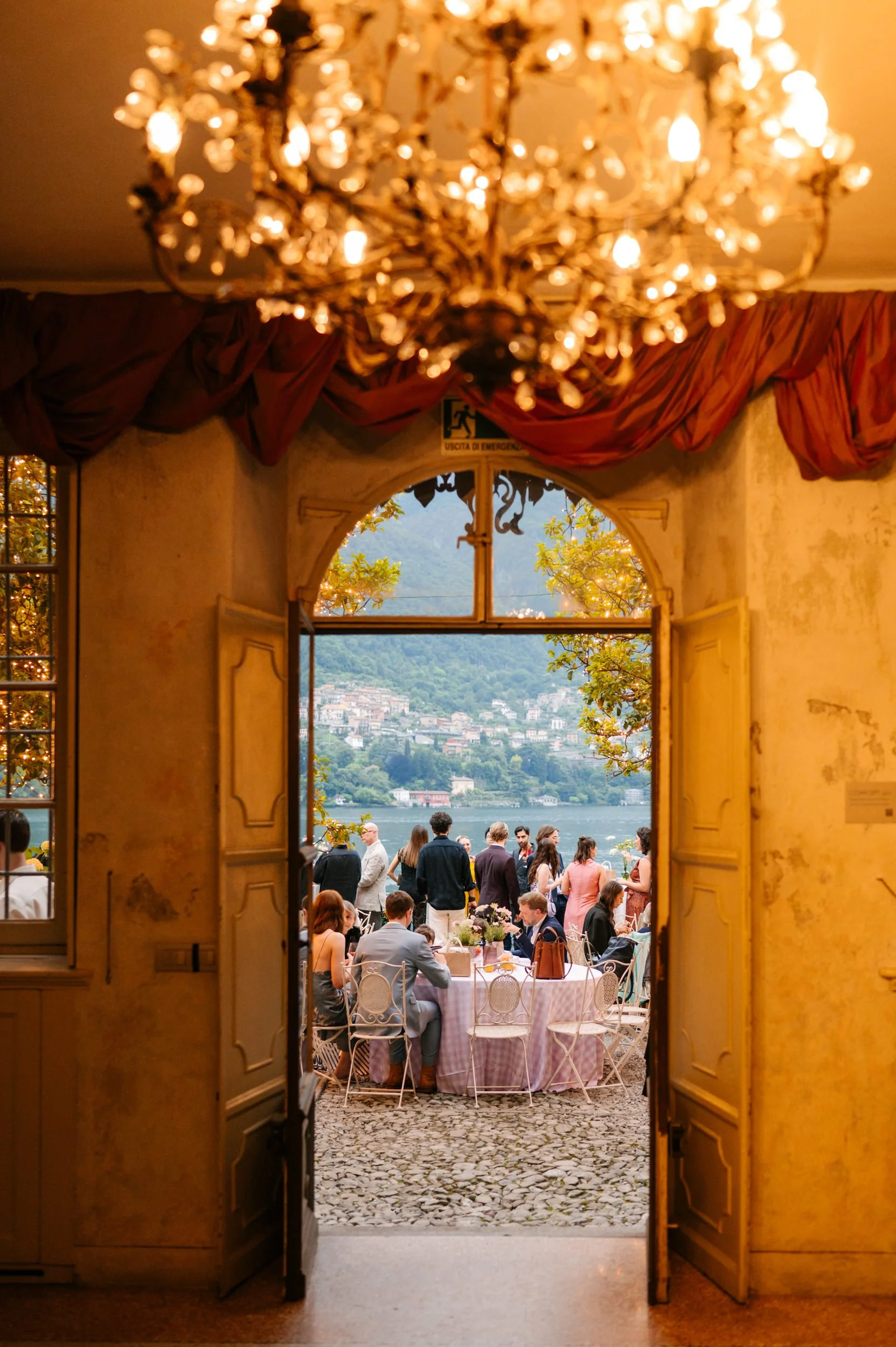 lake-como-wedding-engagement-proposal-photographer-8.jpg