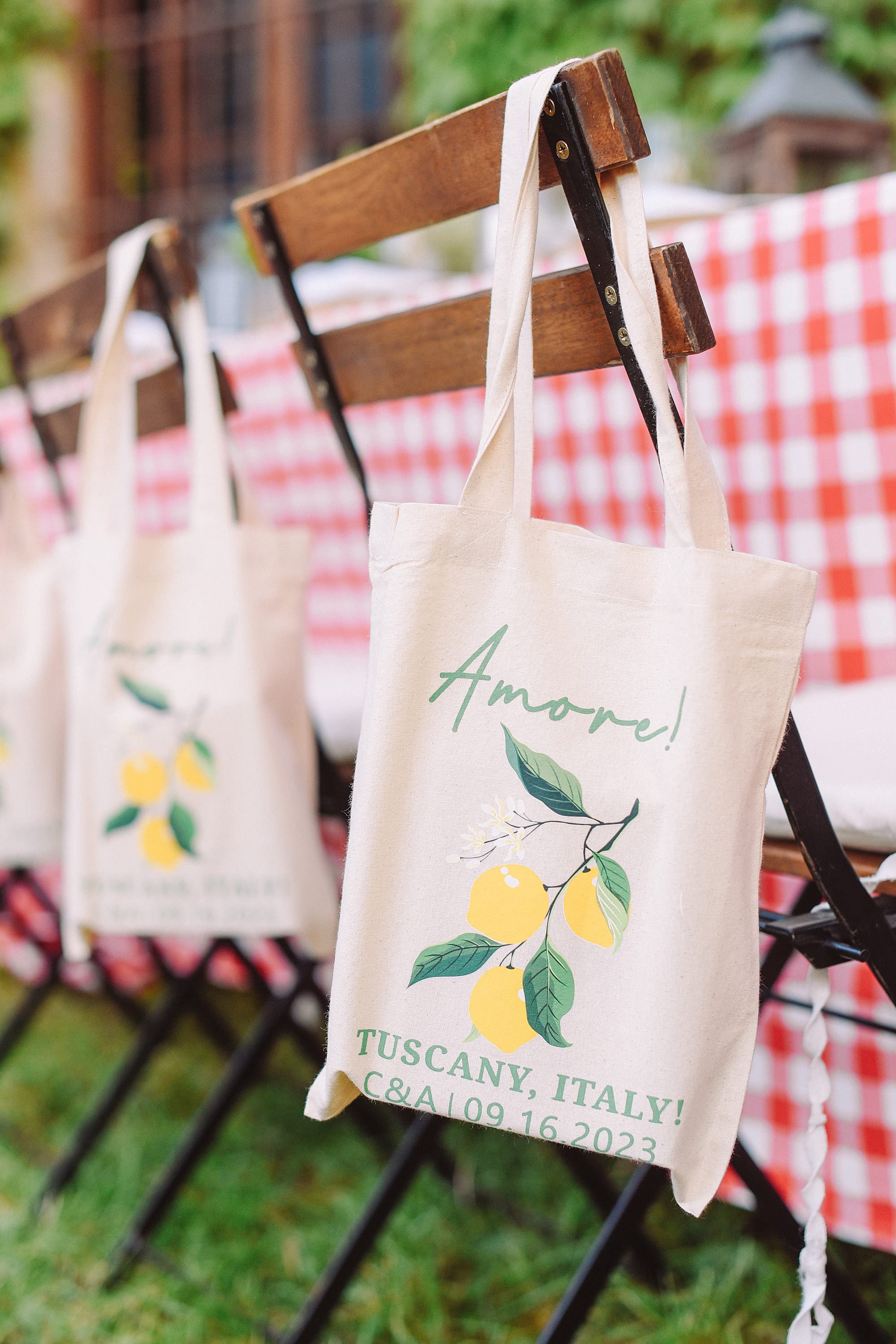 Welcome dinner bag - destination wedding in Tuscany