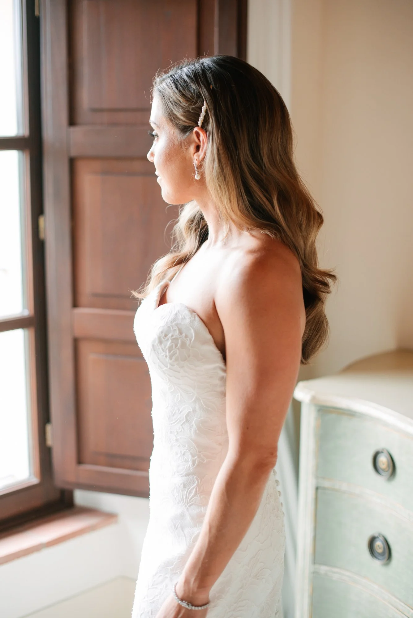 Luxury editorial wedding photography in Tuscany. Destination wedding in Italy. L&V Photography Letizia Maccarini.