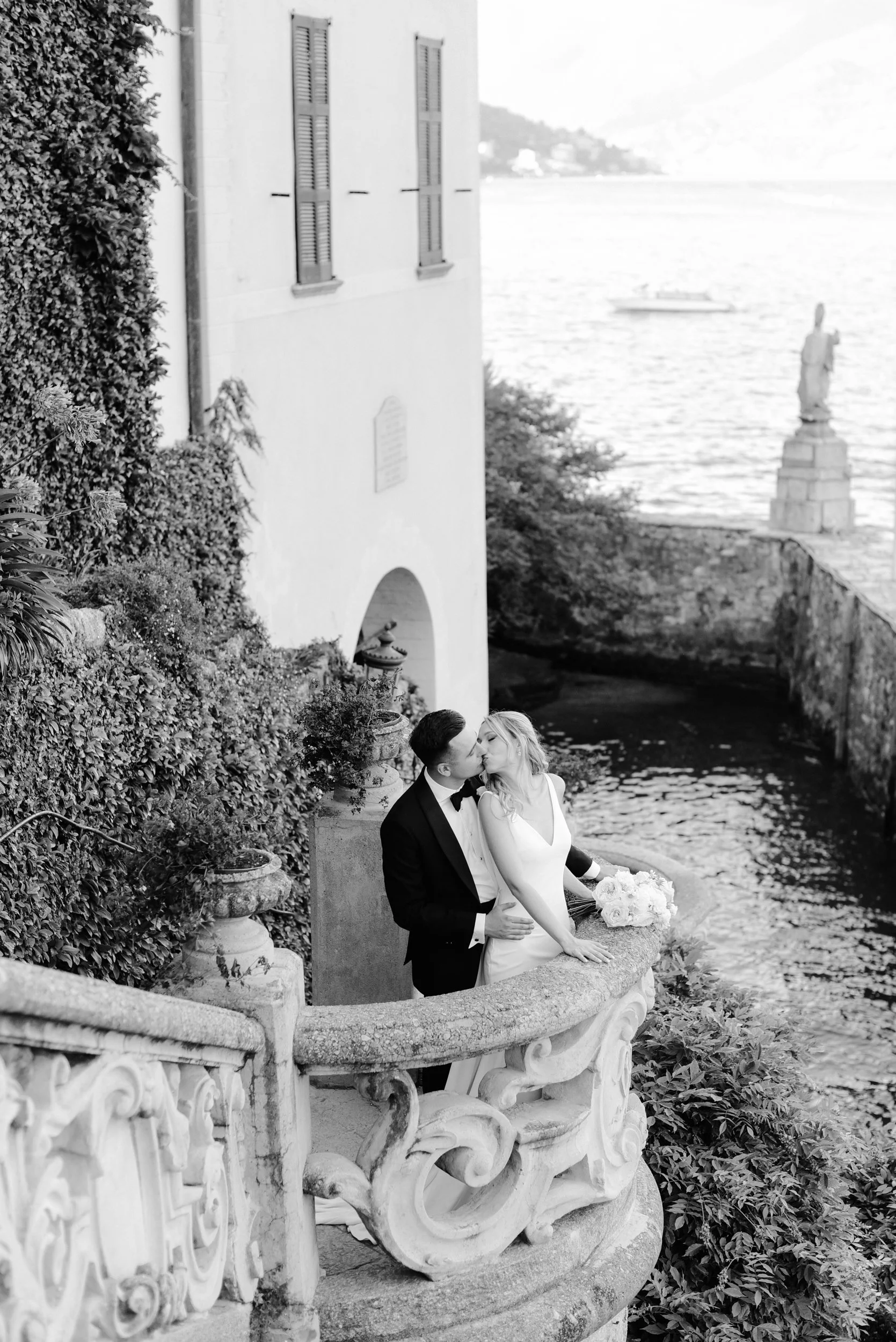 lake-como-wedding-engagement-proposal-photographer-45.jpg
