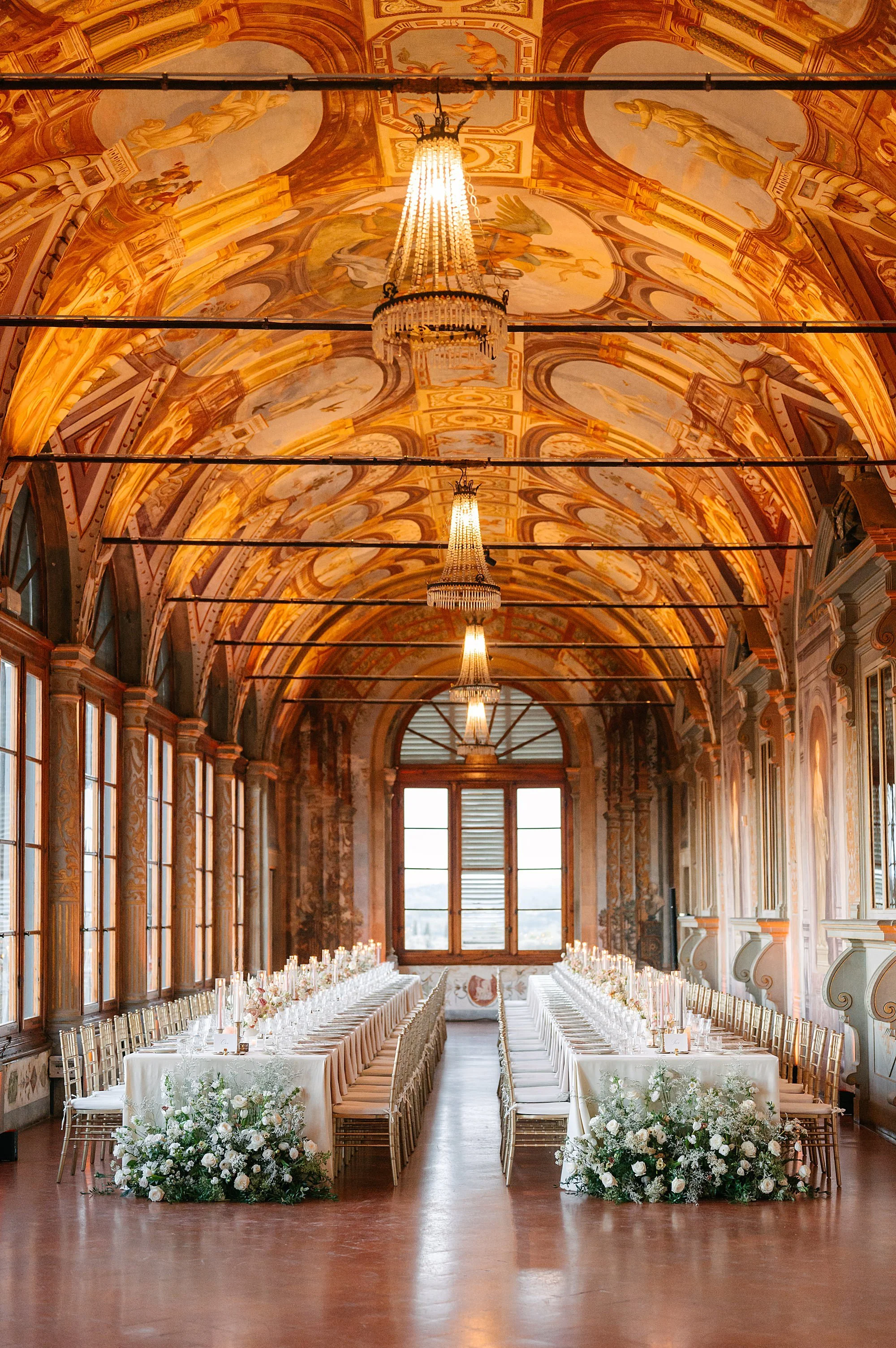 Destination wedding reception in Tuscany, at Villa Corsini photographed by L&V Photography Letizia Maccarini