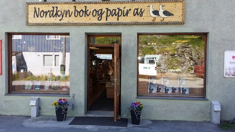 Nordkyn bok og papir 1.jpg