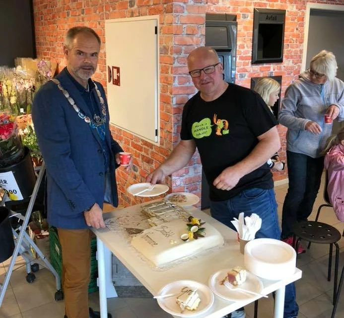 Rømskog ordfører på besøk.jpg