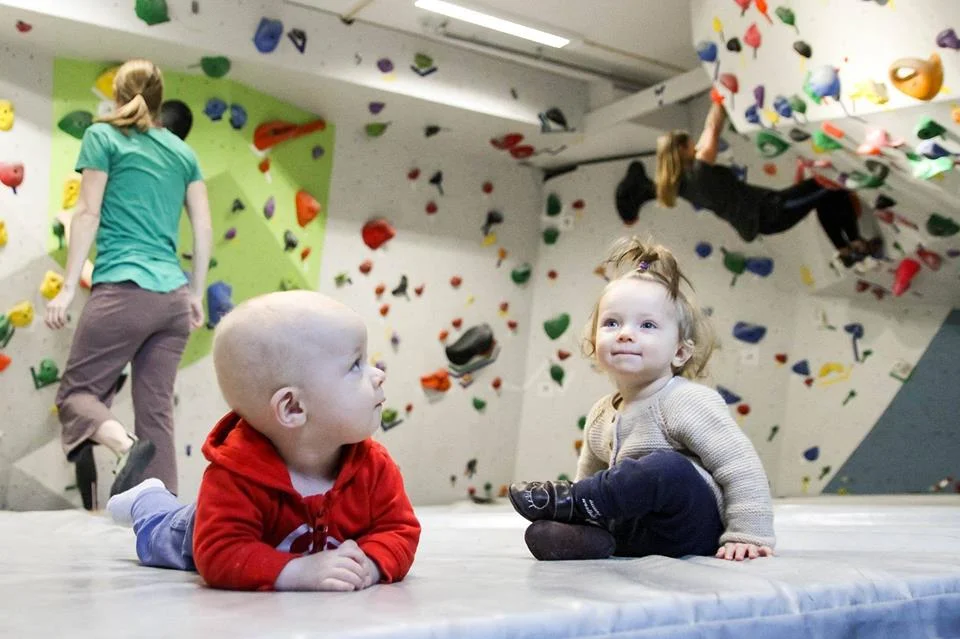 Barselbuldring på Friluftshuset