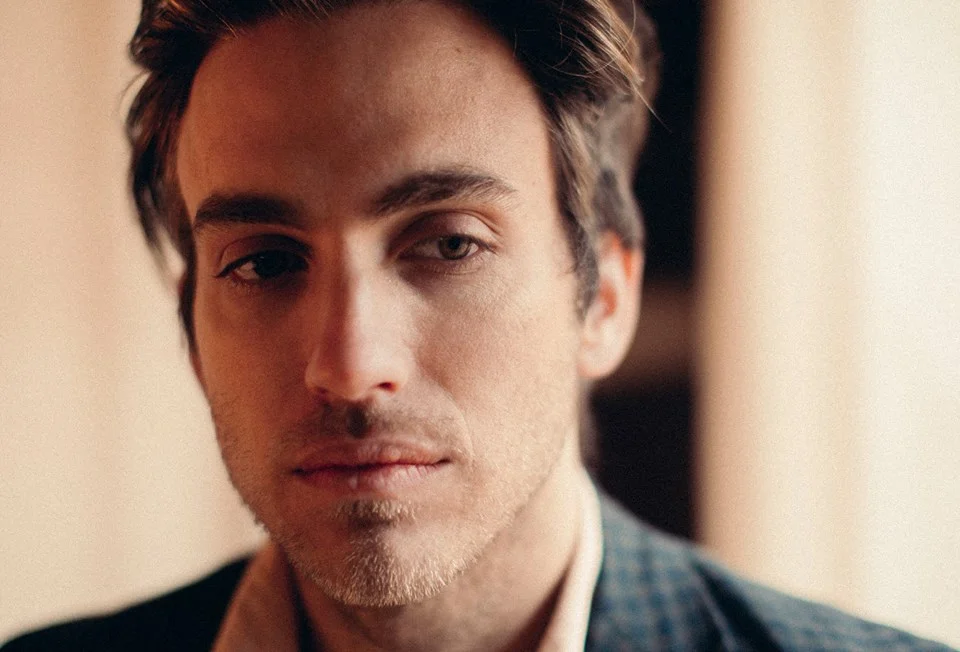 Andrew Combs // John Dee